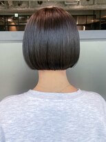 アイティーバイアルバム 藤沢店(IT by ALBUM)&nbsp;似合わせカット刈り上げボブメルティカラー_ba537051