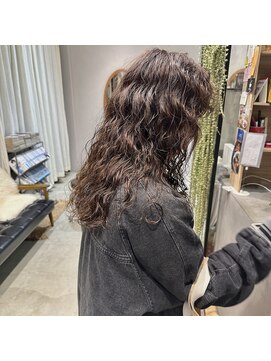 クルニエ(crenier) @カーリーパーマ