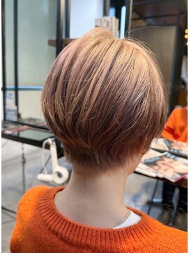 メイカ(MEIKA) 【ダブルカラー】ショート×ウォームシルバー