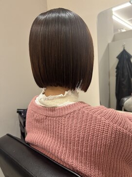 エミュ(emu) 艶ボブ