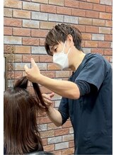 ダーディヘアネイル(dadi hair nail) 向井 英一