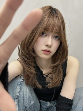 ニジュウサンド ナダーン(23° NADAUN) 韓国ハイレイヤー