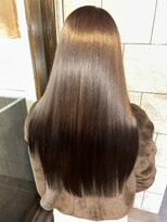 ソラーナ(SOLANA) 鏡面仕上がりの髪質改善ストレート