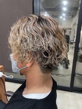 フェリア サウスガーデン(felia southgarden) 爽やか波巻きツイストスパイラル◎センターパートで旬顔#静岡市