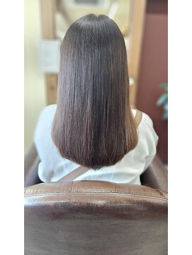 ツヤ髪ストレート