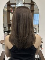 ルイ(ROUIS produced by LUCK 津田沼)&nbsp;白髪ぼかし/大人ミディアム/似合わせカット/レイヤーカット