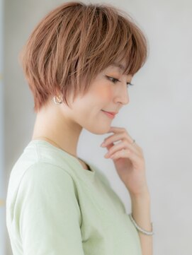 カバーヘアアンドスパ ブリス 浦和(COVER HAIR&SPA bliss) ハイトーンカラーシャンパンベージュ丸みショートX浦和20代30代