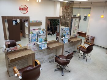 ヘアコミュニケーション アミティ 陽南店の写真/【江曽島/アピタ前】安心価格と高技術が魅力◎大人女性の"キレイ"を、長く全力でサポートしてくれる!