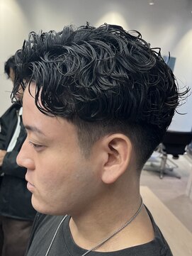 フィフス 天神大名(fifth) スペインカールパーマラルフカールフェードメンズパーマ19時以降