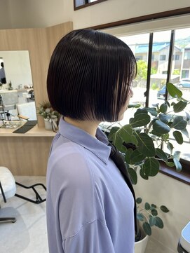 メロウ(mellow) ミニボブ×ダークレッド