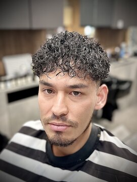 フジヤマバーバーショップ エビス(FUJIYAMA BARBER SHOP ebisu) 海外ヘア【ebisu】