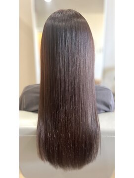 ミニマル(MINIMAL) 極上ツヤ髪ストレート