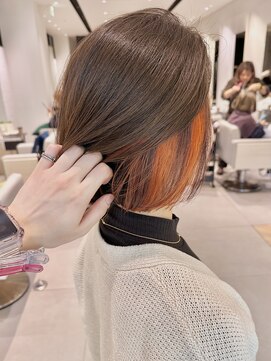 ステア ケース(stair case) 大人かわいいオレンジインナーカラーミニボブ前下がり