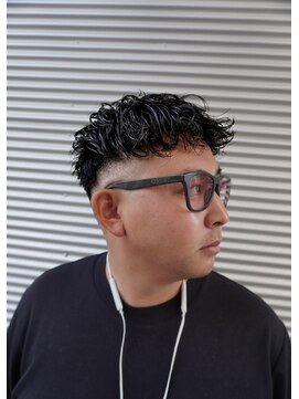 メンズグルーミングナンバーナイン(MEN'S GROOMING NUMBER NINE) 姫路バーバー/フェードカット/メンズサロン