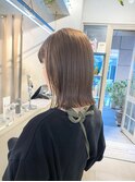 乾かすだけでキマる髪/馴染むハイトーン外ハネボブグレージュ