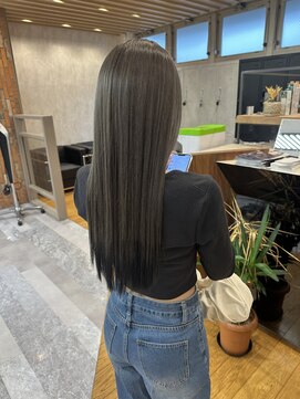 トクテ 高円寺(tokute) シルバーグレー×エンドカラー【高円寺】