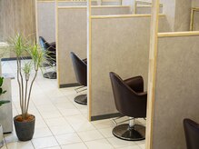 オルガ 草加店(Olga)の雰囲気（セット面全てが半個室なのでプライベート空間で過ごせます。）