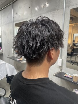 ブルニール 心斎橋(BLEUNIR) ツイストスパイラル メンズ パーマ 30代 無造作ヘア