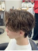 ツイストシャドウパーマ×センターパート