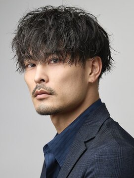 アイトーキョープラスシー 横浜(AI TOKYO+Sea) ラウンドマッシュ/縦落ちシャドウ/縦落ちツイスパ/横浜駅
