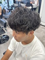 コードバイケンジ 戸塚(CODE by KENJE)&nbsp;今人気のシャドウパーマで無造作な色気を演出！
