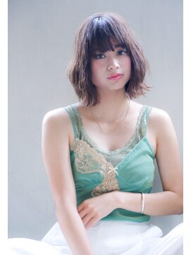 テイラー(Taylor) [Taylor] 大人ウェーブボブ