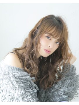 ロンドプランタン 恵比寿(Lond Printemps) ナチュラルウェーブが可愛い小顔ロングヘア