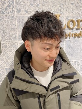 ロンド ストラーダ 心斎橋(Lond strada) 【津賀 涼】大人カッコいいラフ感くせ毛風パーマ☆韓国マッシュ