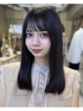 ティア(Tia.) 縮毛矯正/髪質改善トリートメント/ミディアムヘア/グレージュ