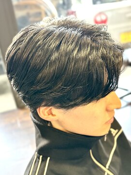 ヘアーショップケイ(HAIR SHOP K.) ワンカールセンターパート