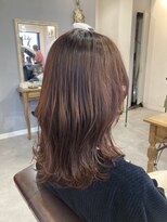 レイリー(LAiLy)&nbsp;大人可愛いくびれミディアム　韓国　透明感ピンクブラウン