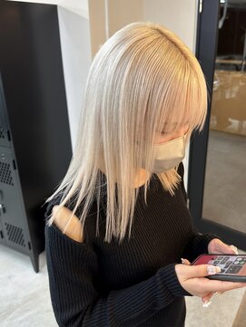 ヴェルデ(Verde) ホワイトミルクティー ダブルカラー、ハイトーン、ブリーチ