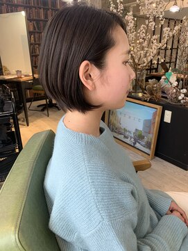 ルックアット(Look at) 【Look at】20代30代40代ショートボブアッシュグレー透明感