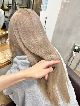 ロア 福岡天神本店(LORE) ダブルカラーベージュカラーケアブリーチカラーハイトーンカラー