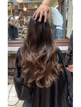 スリー(three) レイヤーカット