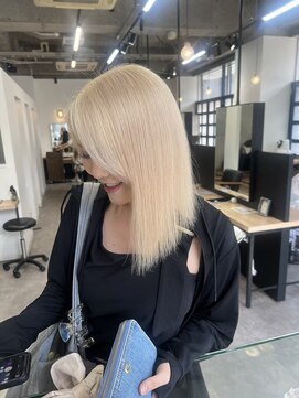 ジーニー 横浜(giinii) ブロンドカラー_ブリーチカラー_ハイトーン