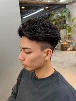 トゥイン 八王子(TWIN)&nbsp;スパイキーショート/短髪パーマ/メンズ/ブルーブラック/八王子