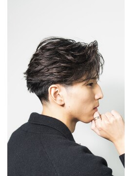 テクト バイアッシュ 吉祥寺店(Tect by Ash) ニュアンスパーマフェザーパーマセンターパートテーパーフェード