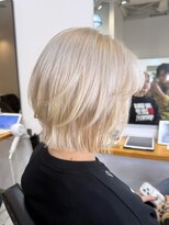 キャプチャー 海老名(capture)&nbsp;ハイトーンボブ/ホワイトベージュ/レイヤーボブ/10代20代30代