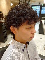ルドローブラントオオサカ(LUDLOW BLUNT Osaka) 【LUDLOW BLUNT】フェードカット バーバーヘア 無造作パーマ