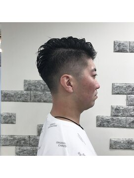 デザイアー 下高井戸店(desire) フェードカット×メンズスタイル