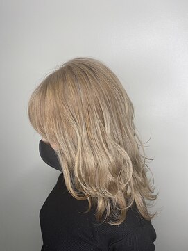 ヘアリゾートエーアイ 西日暮里店(Ai) ホワイトベージュ