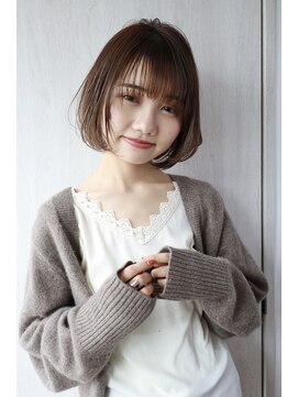 アージアム バイ アイリコ たまプラーザ(arseum by IRICO) 黄金バランスのひし形ボブ