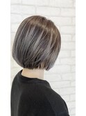 20代30代丸みショート×シルバーグラデーション♪
