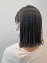 【イルミナ、シアーグレージュ】ぱつっとシンプルストレート
