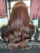 オンザライン(ON THE LINE)&nbsp;『 ツヤ感☆明るめピンクブラウンカラー　コテ巻き仕上げ 』