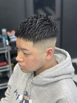 バーバースタイルクラブスリー(BARBER STYLE CLUB 3) クロップスタイル
