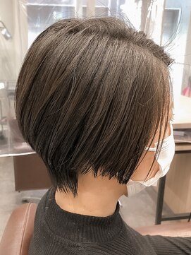 ビースリー ロア ショートボブ×イルミナカラー　2022/5/5