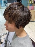 簡単スタイリングハイライト×マッシュショート