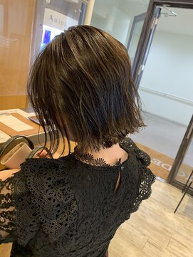 トレ(tre.) 甲子園口/髪質改善/白髪染め/ショート/酸性ストレート/美容室